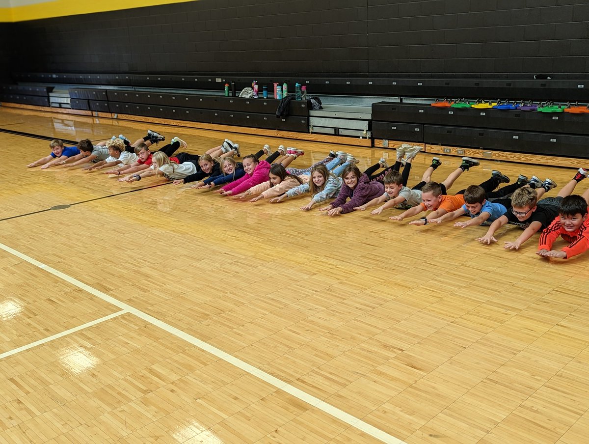 3 Rivers PE getting after it this morning, thanks to Ms. Sullivan's 4th grade class. They did a great job executing the always popular Superman pose, which helps boost core strength &amp; improves flexibility.