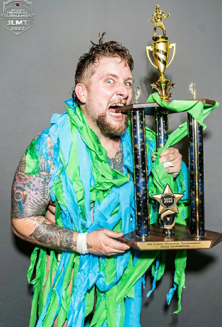lyf_pro's tweet photo. Congrats #AndNew #DefyWrestling World Champion #SwerveStrickland, Tag Team Champions #StateOfEmergency (#MilesDeville & #SebastianWolfe), #NXT North American Champion #WesLee & #GnarlsGarvin won #AAWPro #JLMT Trophy! https://t.co/nGhmVyUeLc