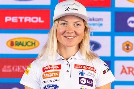 Sloveniens bästa storslalomdam de senaste åren lägger av bara 24 år gammal. 4ggr var Meta Hrovat på prispallen "Jag har kommit till en punkt där jag inte längre är redo att ägna mig åt sporten i den utsträckning som behövs för att uppnå de resultat jag skulle vilja" #alpint