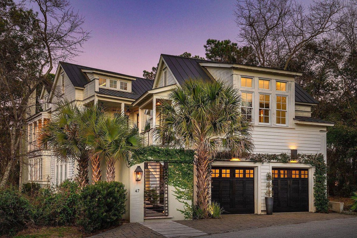 barndominium_us's tweet photo. 47 Robert Mills Cir, Mount Pleasant, SC. https://t.co/THAsBb5h53