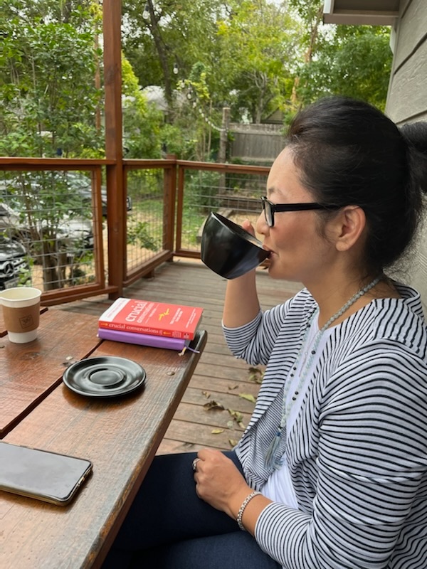 bikerunyoga's tweet photo. Caption this photo....
#309coffee #gtchamber #womenscircle #bookclub #livingmybestlife #crucialconversations #solopreneurlife https://t.co/NJ60IlJVlz
