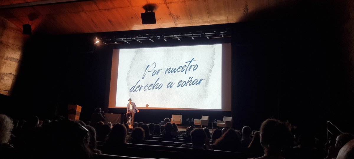 Por nuestro derecho a soñar!! @unescoetxea <a href="/Euskalduna_eus/">Euskalduna Bilbao</a>