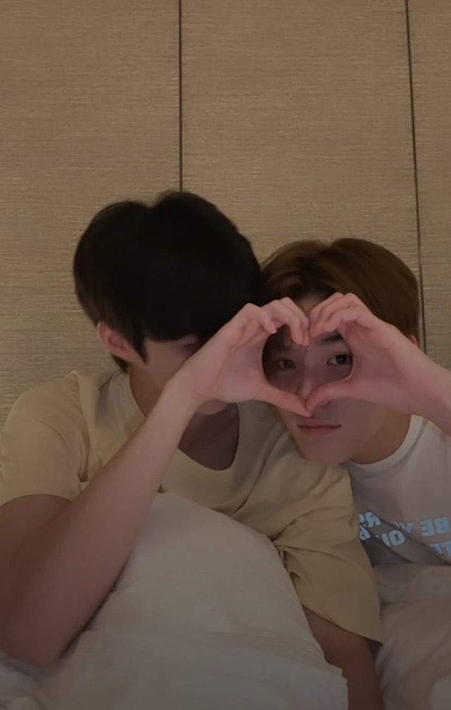 hae.jae 🦊김홍, 이한, 그리고 사랑스러운 조카들.🐠 tweet media