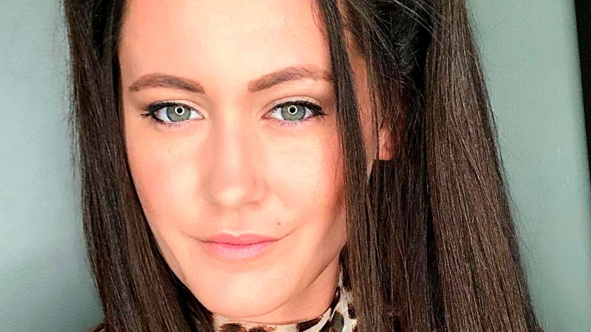 Monsters & Critics: Teen Mom 2 alum Jenelle Evans in green bikini tells her fans the ‘view is better’ with her in it https://t.co/8KlD6XpuO6 #crime #news https://t.co/kDL8hgeg8Z