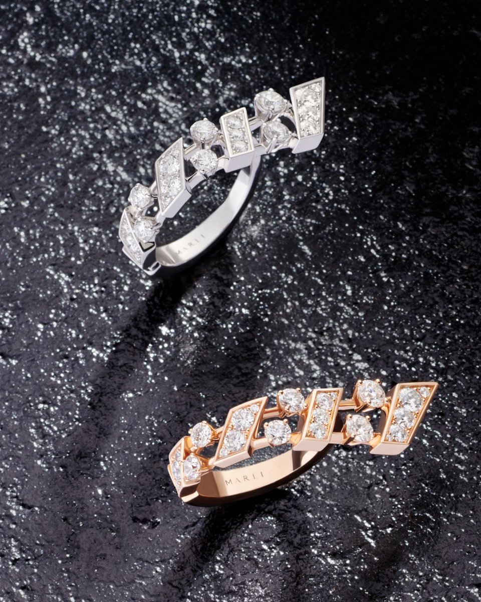 marlistyle's tweet photo. Take it to the streets. Harness the magnetic energy of Fifth Avenue by Marli.
#CauseaScene #MagneticEnergy #FifthAvenueByMarli
#diamonds #diamondrings #rings #rosegold #whitegold #gold #goldring #18K #jewelrycollection #jewelry #luxury #styled #stacking #statementjewelry https://t.co/x6syiPcDGY