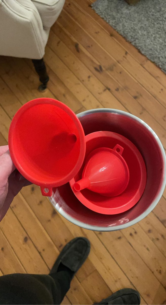 dnoate's tweet photo. Har du noensinne sett noe så traktfullt? https://t.co/6t1bI4yxxM