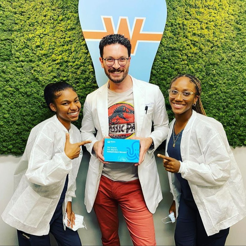 BRIUSofficial's tweet photo. Dr Hirsch and his incredible team at @WestFamOrtho are excited, why? Because Brava by Brius gives them everything their patients need to have a beautiful smile in half the time of other treatment options #bravasmile #brius https://t.co/nwtaWe3DzI