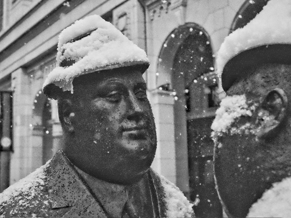 StreetScotty's tweet photo. #StreetPhotographyTribe #StreetHunters  #thestreetphotographyhub  #Streetleaks #CityGrammers #streetsincanada  #urbanstreetphotogallery #blackandwhitephotography  #streetphotographersinternational #ricohgr2 https://t.co/4WxMqulR8X