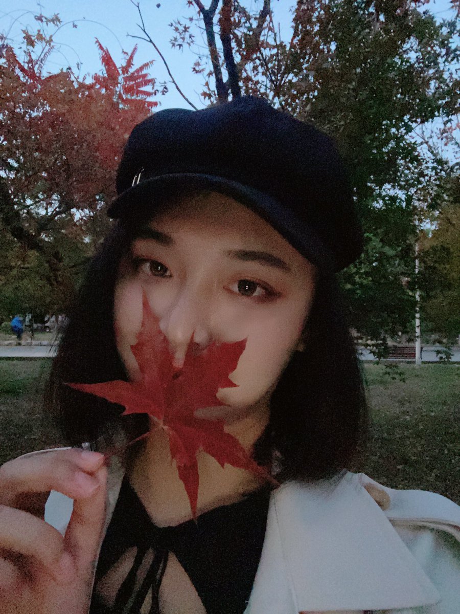 mango_sexy's tweet photo. 我总说我把事情都看的很淡，但是我又何尝不想一直有人陪着我。 https://t.co/fwtEUtvuRb