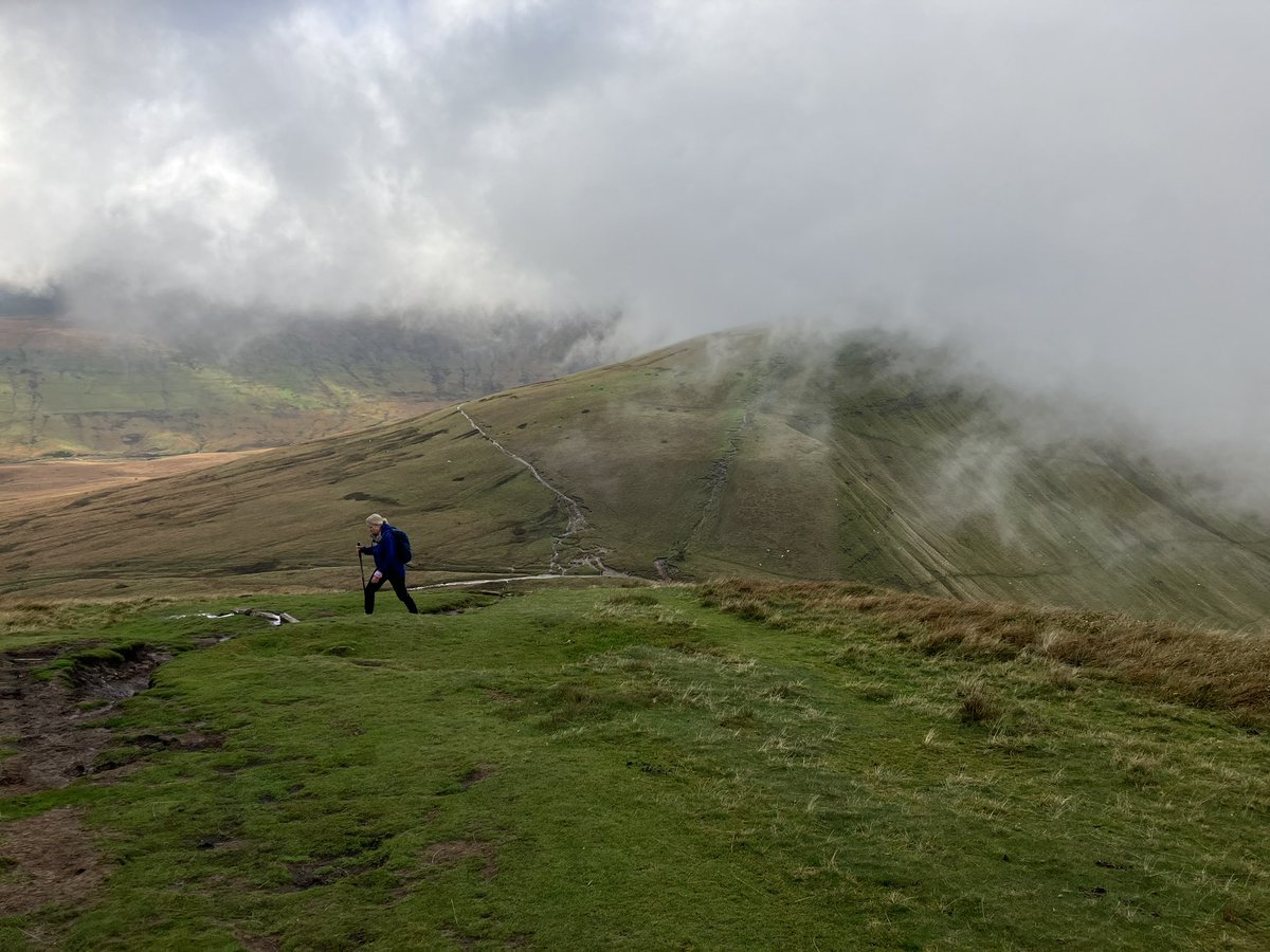 markxb's tweet photo. Some lovely cloudbusting images from a day in the Brecons.  More of this please.  @RamblersGB @RamblersCymru https://t.co/OPmOy6rOvs