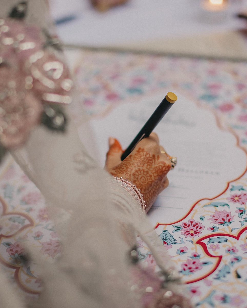 nikahnama's tweet photo. A love for Allah's sake never fades away 🌸

https://t.co/joMQYIRzpb

#nikahnama #marriage #love #nikkah #katbktab https://t.co/YexhKiv9ex