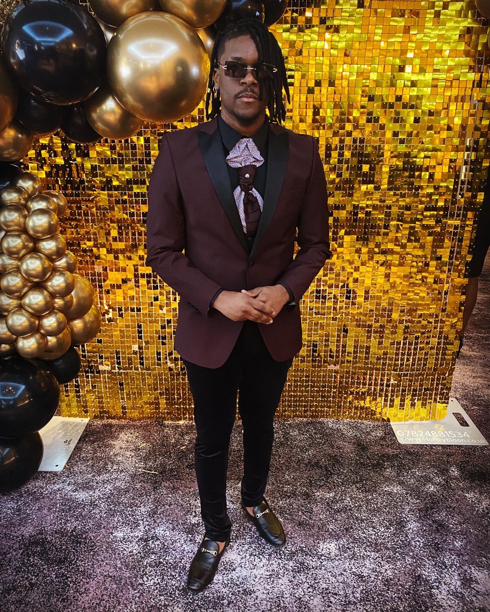 drumbz_'s tweet photo. PROUDLY BLACK AND SCOTTISH AWARDS GALA⭐️

“Glad to have been part/nominated for for something I really love to do, thanks for all the support because that means you guys actually see me… Just being nominated and see my bros making it is a win, next year we’ll definitely make it” https://t.co/bdSrOK8gcU
