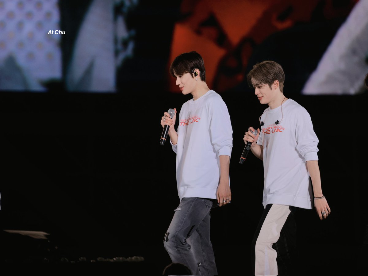 look_at_chu_JW's tweet photo. 221022 더링크 플러스
#정우 #JUNGWOO #재현 #JAEHYUN #NCT127

메타몽Z 🐶🍑 https://t.co/afCRUVSeW1