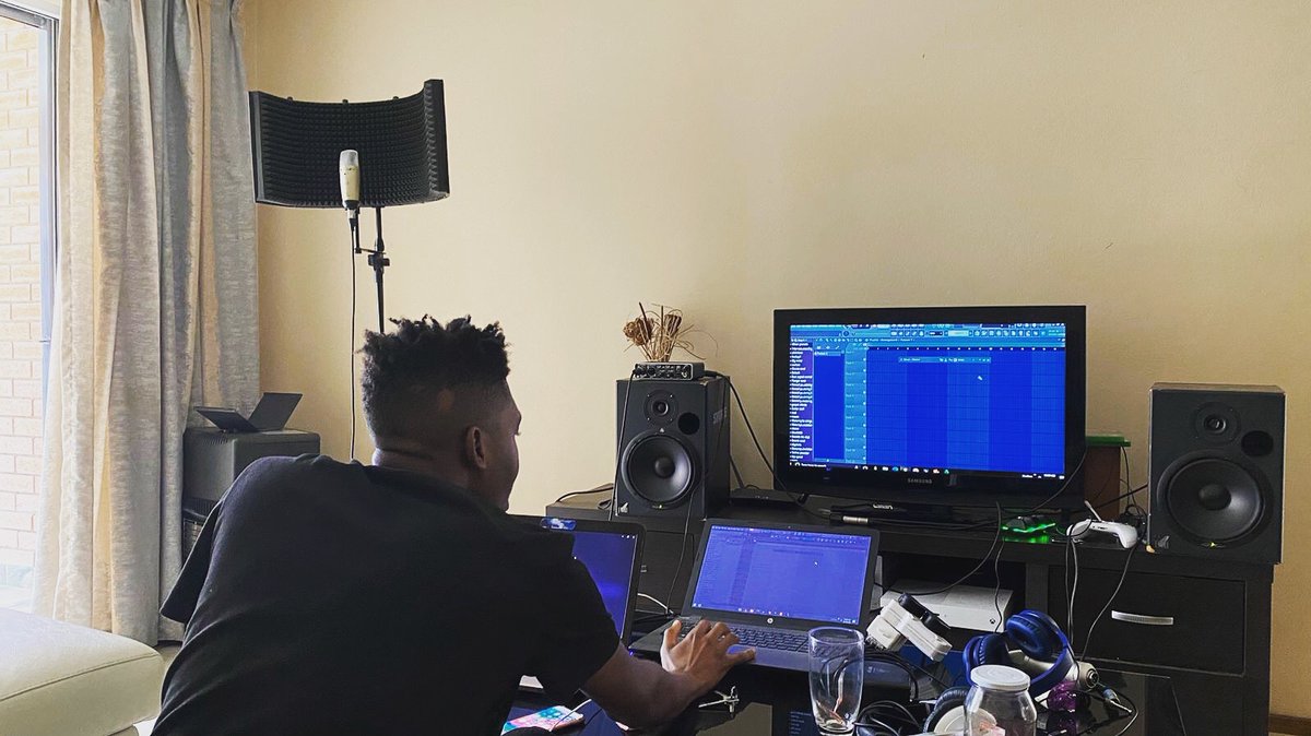 TimbuvaEpOutNow tweet media