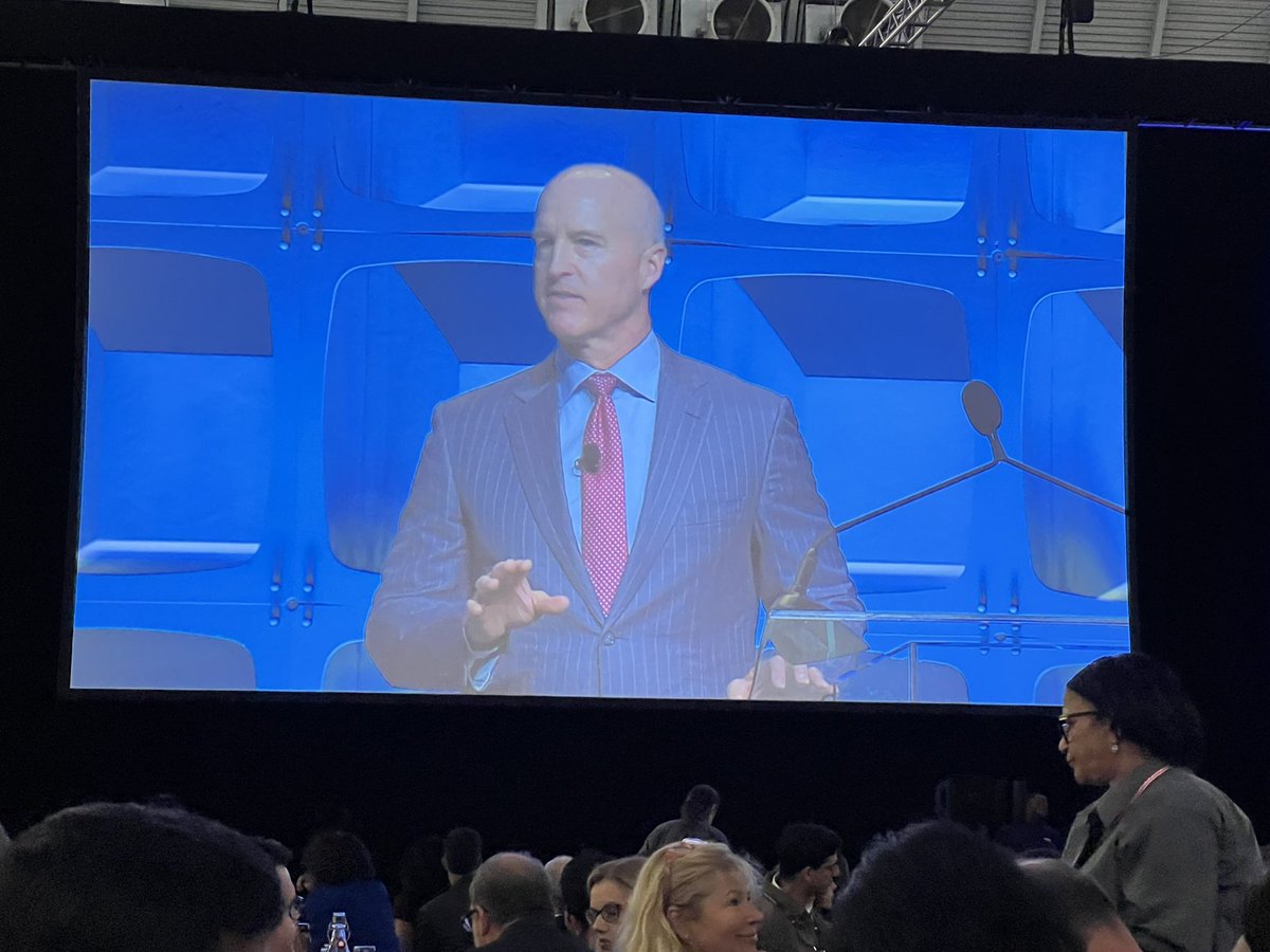 CEOsInTheNews's tweet photo. At #MedTechCon in Boston. Two impactful #CEOs opening the noon session. @Abiomed’s Mike Minogue and @bostonsci’s Mike Mahoney. General James Mattis is up next! #leadership #Advamed https://t.co/zv4GGuc2gu