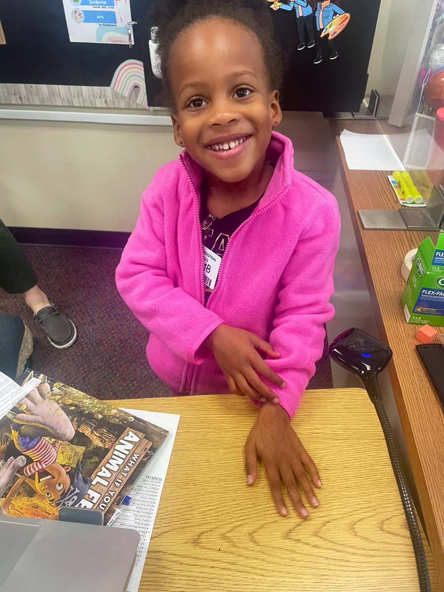 Mary Currie tweet media