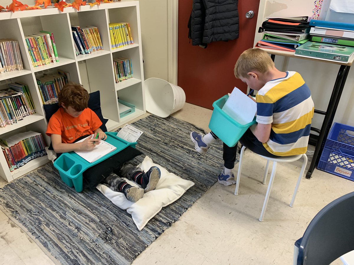 cestmmegough's tweet photo. Working hard on our stories! We ❤️ writing. @LindalSarah @Seaside_elem https://t.co/RxMdeO05SO