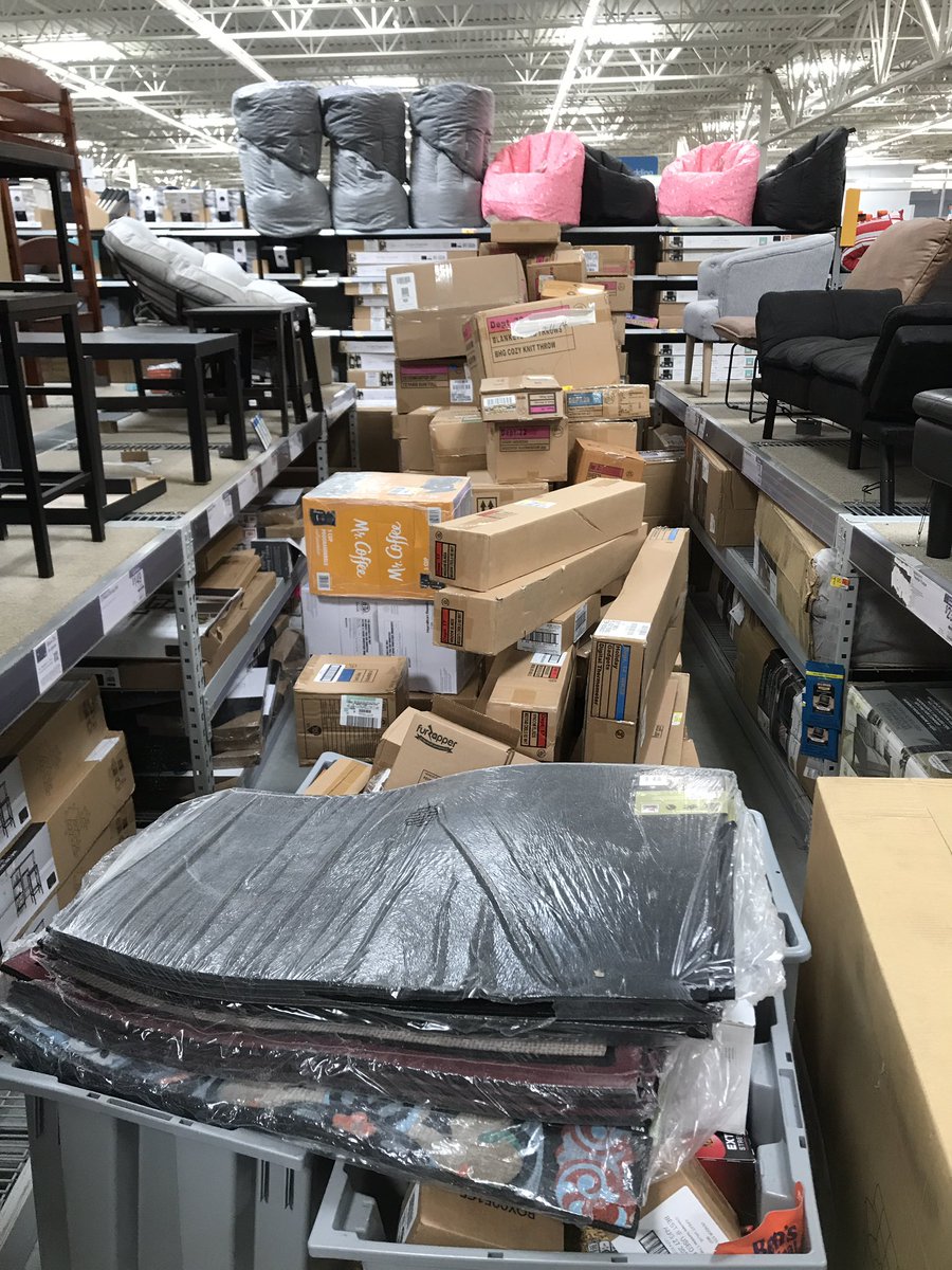 WilliamBraddock's tweet photo. @Walmart and @WalmartInc -  I cannot take the mismanaged store in Huntsville Alabama any longer.  There has been so much product in the aisles over the last 6 mo that shoppers cannot reach merchandise. I’ve been shopping at Walmart for over 30 years.  Switching to Publix https://t.co/br5QBWzW1X
