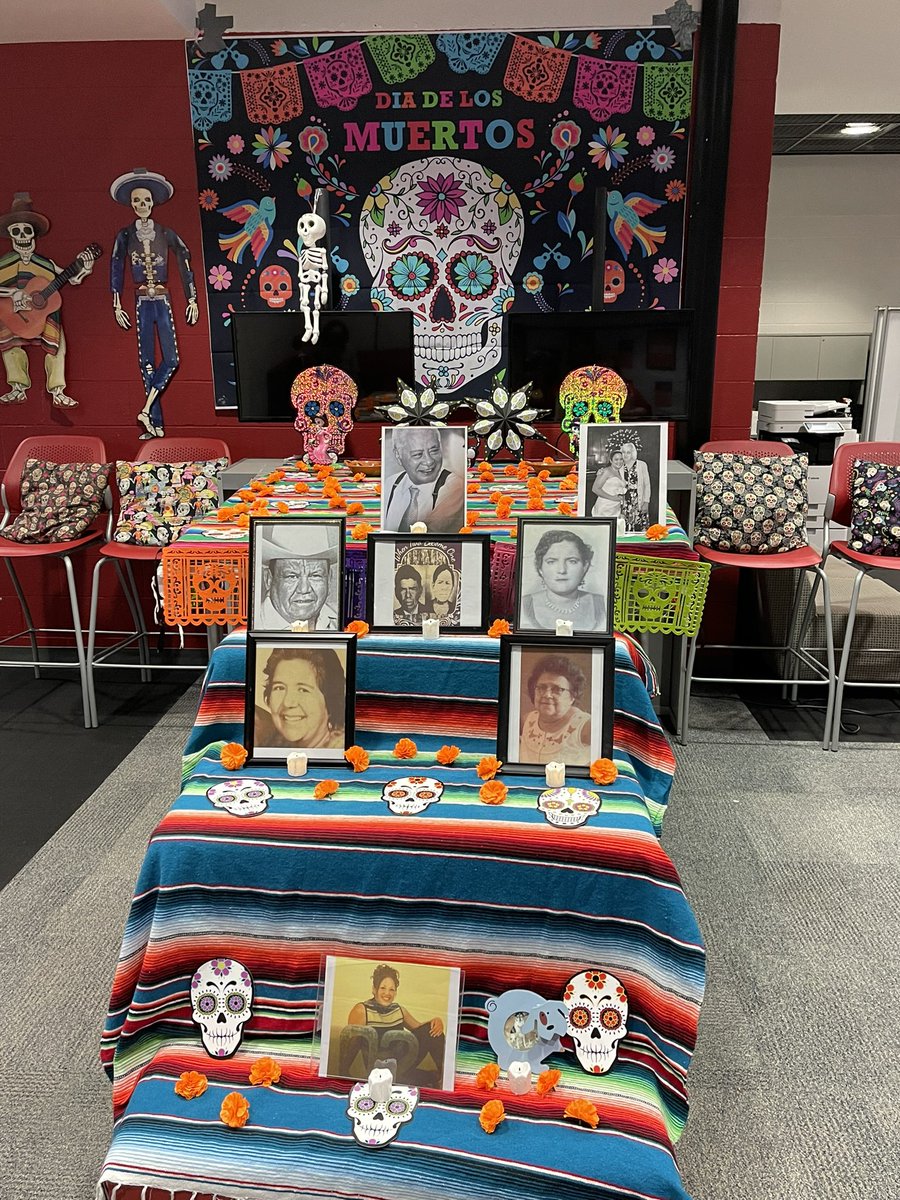 Bence_EDU's tweet photo. Thank you @markgranado for sharing your culture and traditions with us. Such a beautiful celebration for those who are so important to us. Feeling #nthcinspire We @NewTechCoppell healing together so we can #cisdworkingtogether https://t.co/1lbivHcxdM
