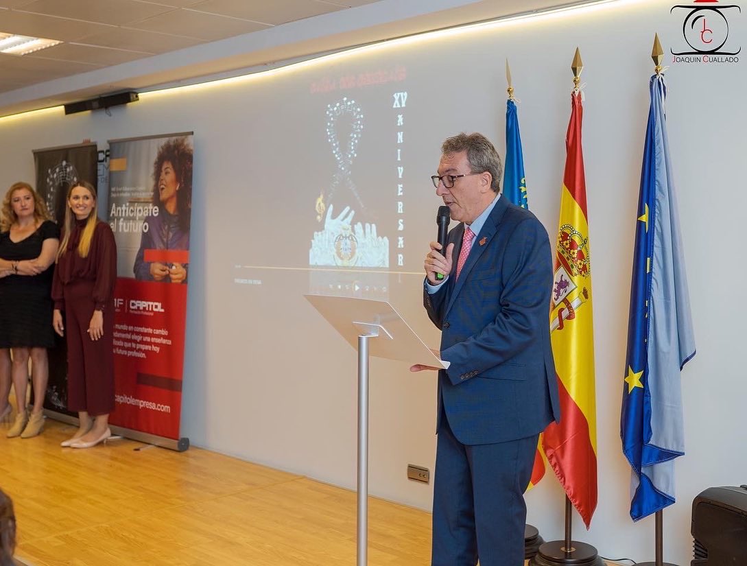 instagram.com/p/CkEoj7_N_bh/…