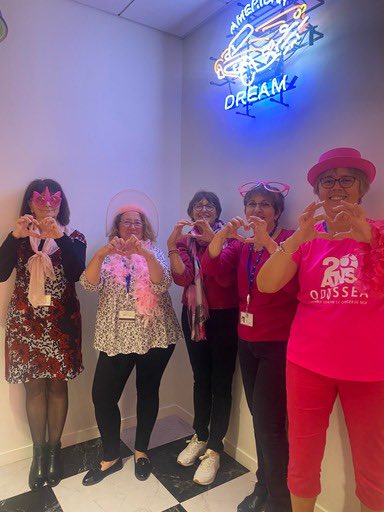 ValVerdier's tweet photo. Solutions Paiements en soutien à la recherche contre le cancer du sein et à l’Institut Curie avec #AxaAtoutCoeur #AxaOctobreRose https://t.co/5erEAefaad