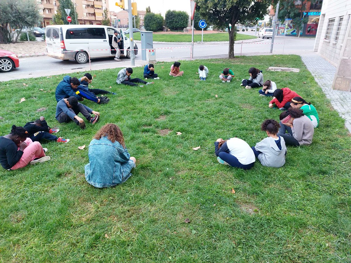 CreuRojaPlaUrge's tweet photo. Iniciem de nou les activitats de lleure amb els infants del projecte de #INN. #CRJ #ProjecteInfancia #ProjectesAmbInfants #24hCreuRoja #JoSócCreuRoja #CreuRojaElPladUrgell #JoSocCreuRojaElPladUrgell #SomCreuRoja #HiSomSempre #AtotArreu #ArreuXtothom https://t.co/kBQJTYGLhT