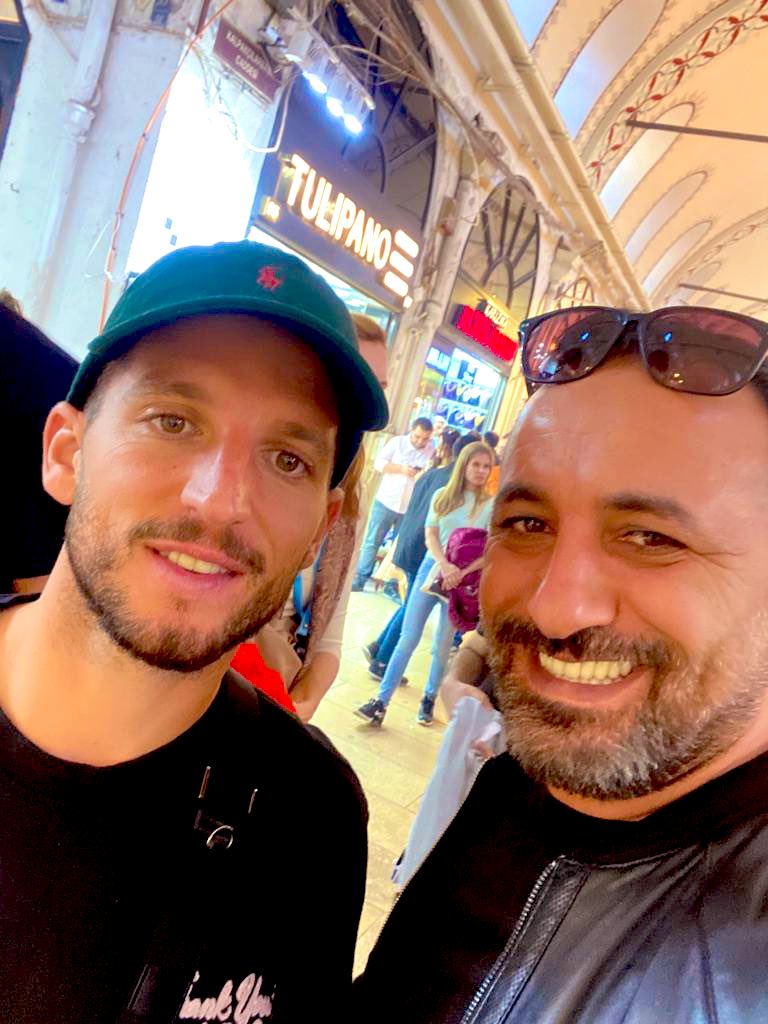 gs1905RG's tweet photo. @D_Mertens_10  KİNG https://t.co/r2kSgJaXtL