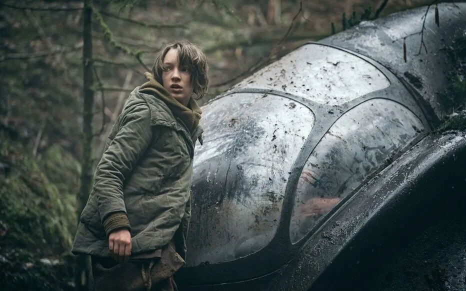 sujculture's tweet photo. Praise the mutilated world / and the gray feather a thrush lost / and the gentle light that strays and vanishes / and returns
📽#Vesper🌱@VesperMovie 🎬#KristinaBuožytė🇱🇹@KristinaBuozyte #BrunoSamper🇫🇷@brunosamper 💻Review https://t.co/7Dx6fHAsbP 🎟@CurzonCamden 🌍#ScienceFiction https://t.co/x9Asm4z3TV