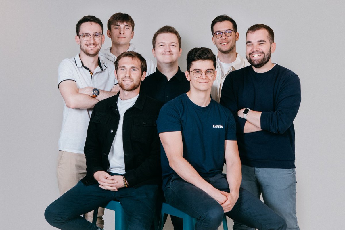 Oakr_app's tweet photo. Notre projet Oakr a été élu vendredi 21 Octobre meilleur projet EIP lors des #WarpUpDay à @EpitechRennes, et représentera le campus lors de l'#EpitechXP2023 en Janvier.

Félicitations à tous les participants, et rendez vous en Janvier ! https://t.co/DViCv2RCl8