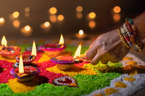 SurreyRCMP's tweet photo. Happy Diwali &amp; Bandi Chhor Divas from Surrey RCMP! https://t.co/yJBsCd3Wsc