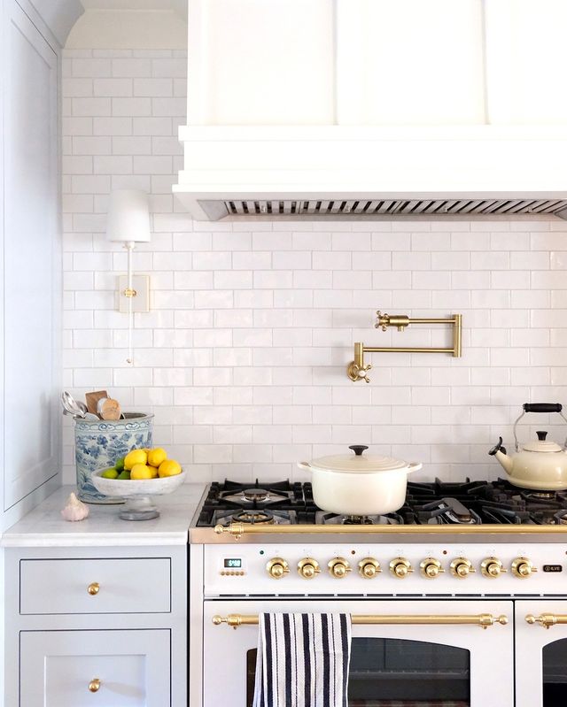 KingstonBrass's tweet photo. November nears. Is your kitchen ready?
Credit: @petitesouthernkitchen | Pot Filler: #KS4107BX
#thanksgiving #fallcooking #holidays #potfiller #kitchenfaucet https://t.co/RWDL2Ibiqo