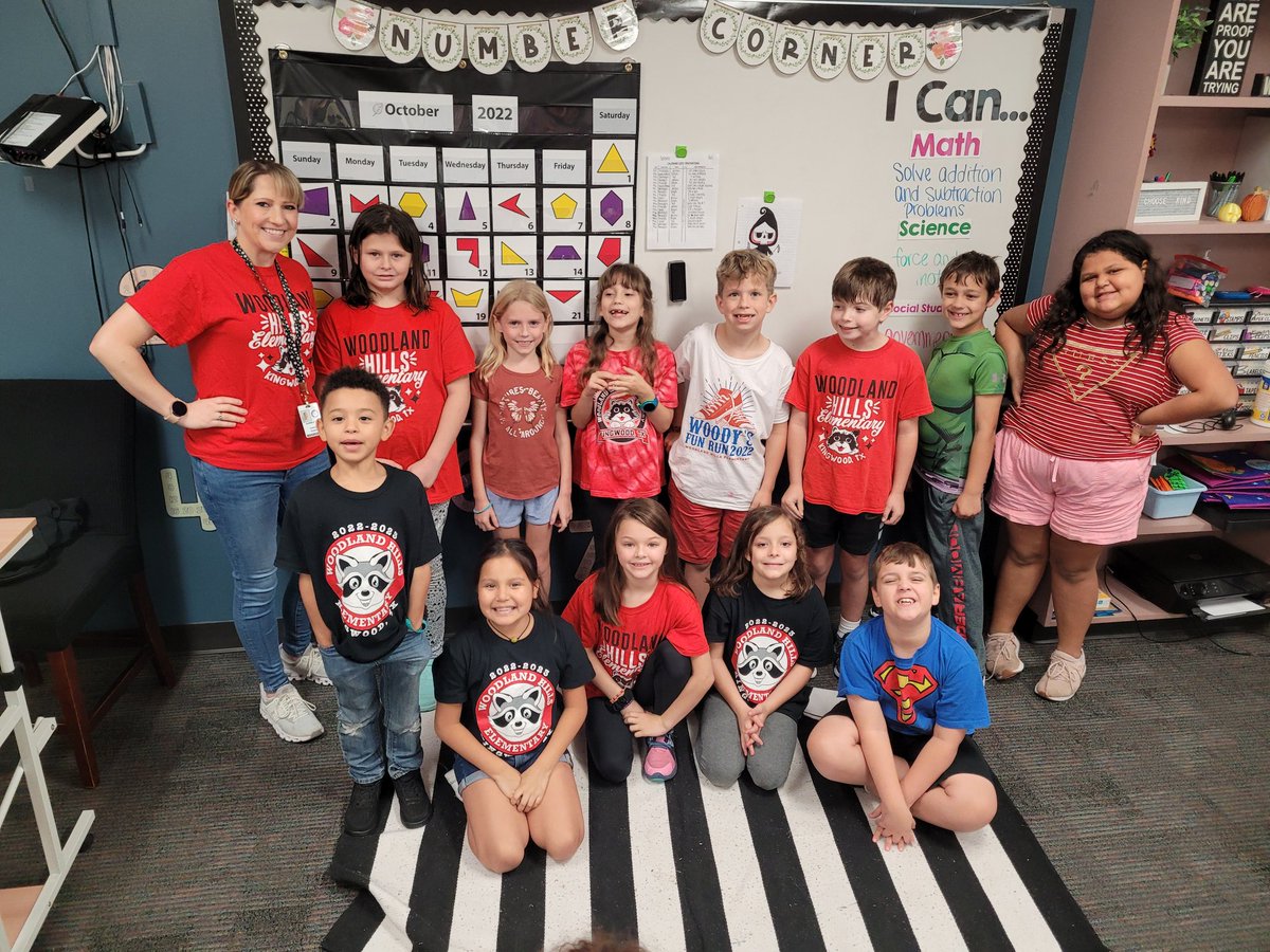 MrsSeibertWHE's tweet photo. Kicking off Red Ribbon Week in style! ❤️❤️❤️ #RedRibbonWeek @HumbleISD_WHE https://t.co/xRyDm4xgYz