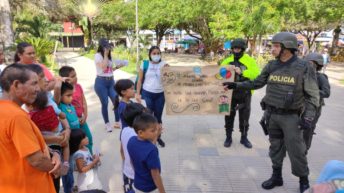 ServicioPolicia tweet picture