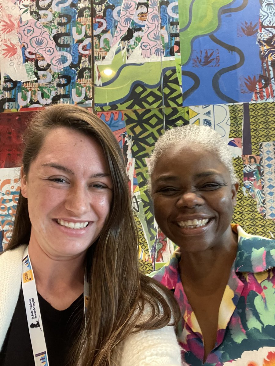 Learned so much about career opportunities post-PhD in the science writing space with <a href="/CzerneReid/">Czerne Reid</a> #SciWriMentoring