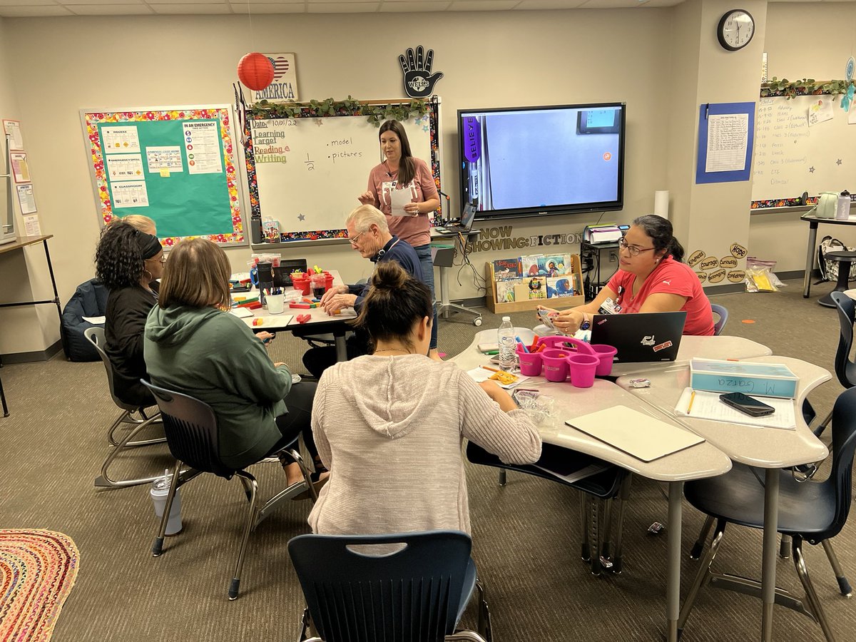 hbarnett_class's tweet photo. Amazing things are happening on our SEC (special education collaboration) team. It’s a blessing to work with educators who value lifelong learning in order to provide students with the best educational opportunities possible! #ExploreWells @CFISDWells #SECteam https://t.co/MIohNFqTQ0