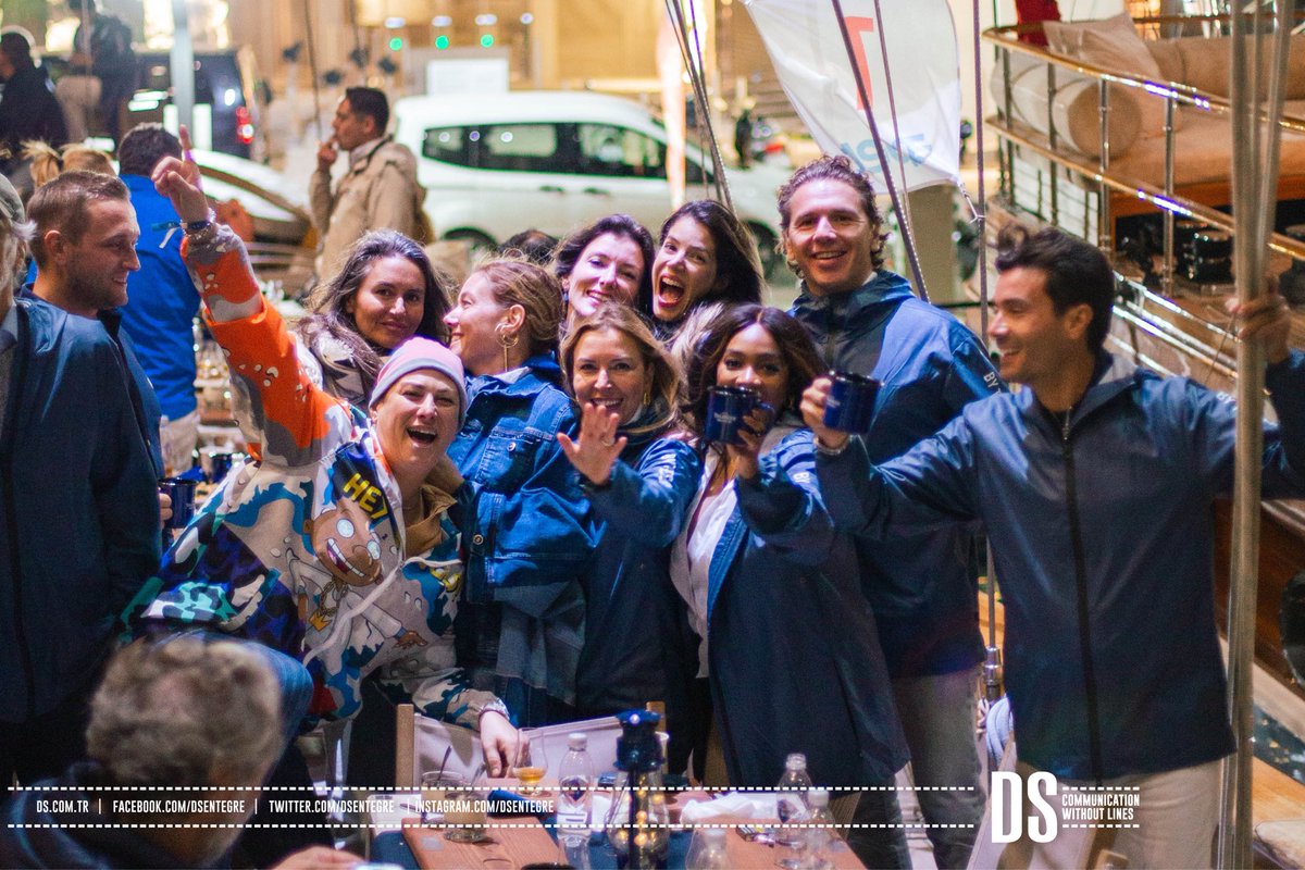 DSENTEGRE's tweet photo. Bu etkinliğin bir parçası olduğumuz için çok mutluyuz! 🥃
#dsiletişim #dsintegrated #event #etkinlik #bodrum #bodrumcup #sea #sailing #yacht #race https://t.co/1rMSHTX9fs
