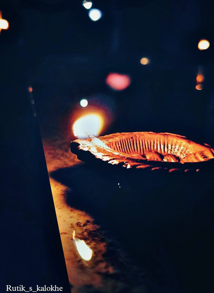 KalokheRutik's tweet photo. The Thing of Diwali Festival That Gives us A Positiveness and The More Energy to be Strong
.
.
#HappyDiwali #photography #click #beclam #professional #Tweets #Latest #LIKEEapp #Nice #lights #darkness #sad #news #Original #KingKohli https://t.co/Rd15Sndhkp