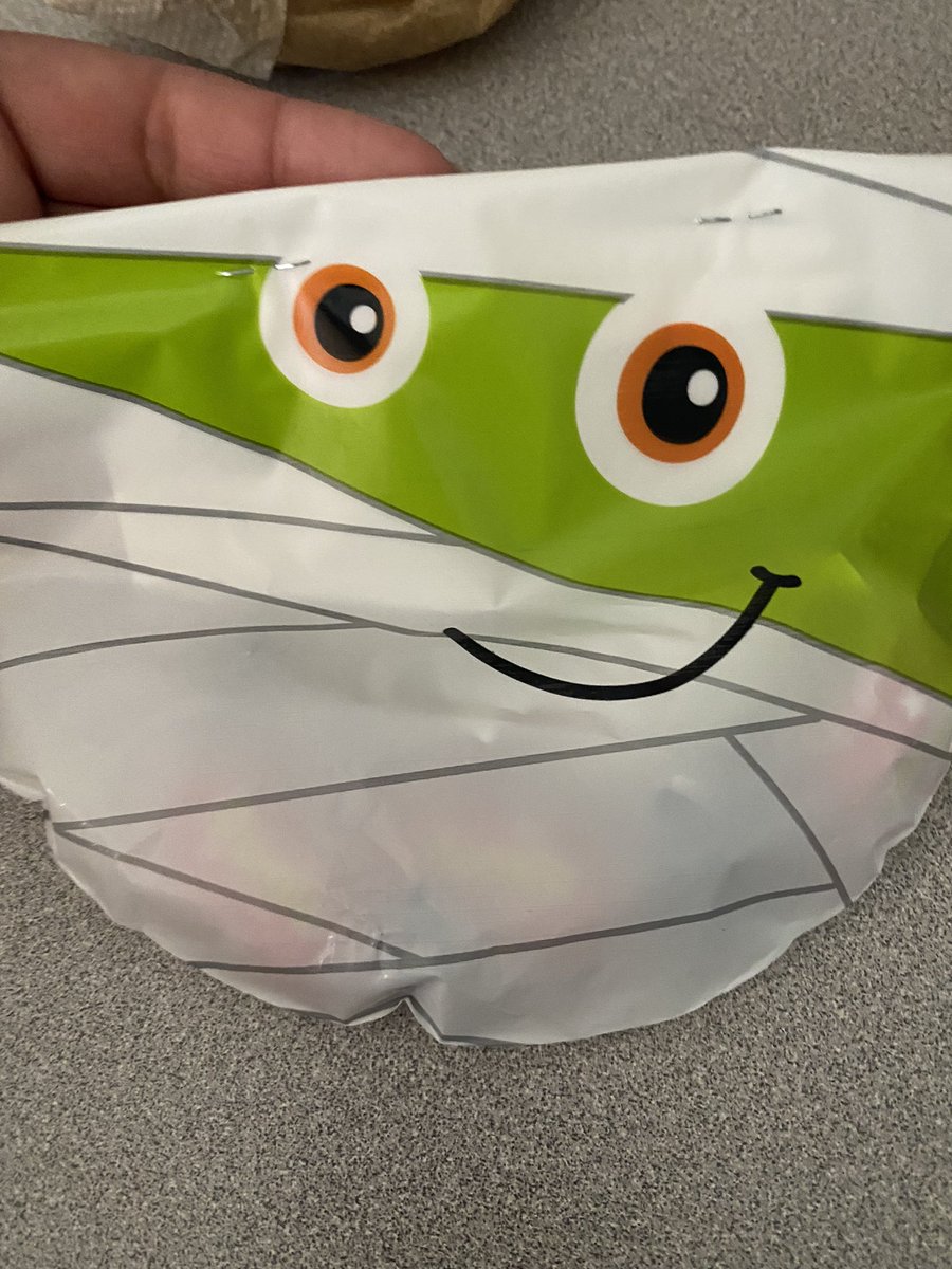 BCEMrsPerry's tweet image. Thank you @gamillt for these awesome Finnish treats! Way to spoil our House of Sisu! @BearCreekElem #gcisd