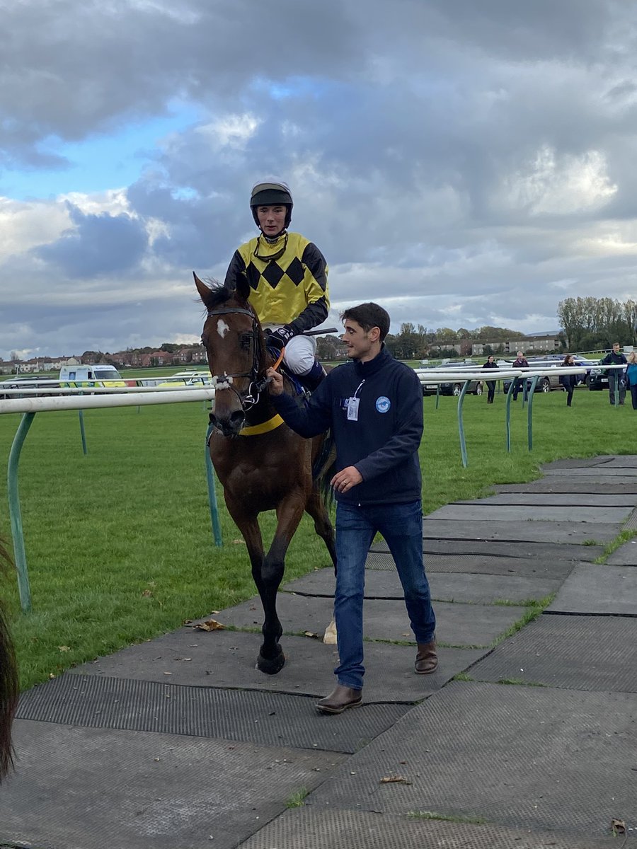 BewleyRacing's tweet photo. 🥇WINNER🥇 Delighted that Hoganville has made it two from two since joining the yard. Another win for Victoria and first for new owners Clare Holland and John Gibson ridden by young conditional @conorrabbitt7 #gohogan #getinvolved https://t.co/L9uSkTmDJL