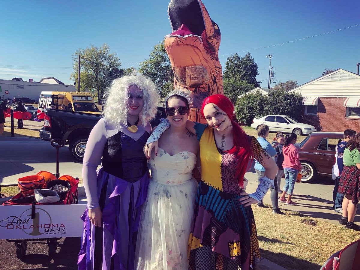 swope4ok's tweet photo. Had a spectacularly spooky weekend at BooHaha. Many thanks to all those that came out to show support and celebrate the bustling Brookside area. https://t.co/NMVG9dadar