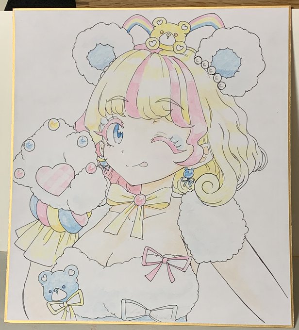 百均の色鉛筆で塗り始めたけどもうちょっと濃度欲しいからもうちょいちゃんとした色鉛筆買ってこようかな 