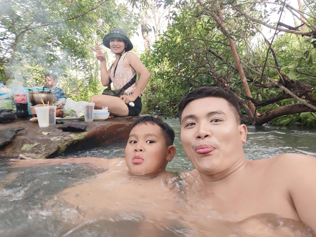 Desert_wolf16's tweet photo. การนอกใจเมีย  ไม่ตายก็ชิบหายละคร๊าบ  #สุดท้ายก็ตายจริงๆ https://t.co/l5XanbxmHA