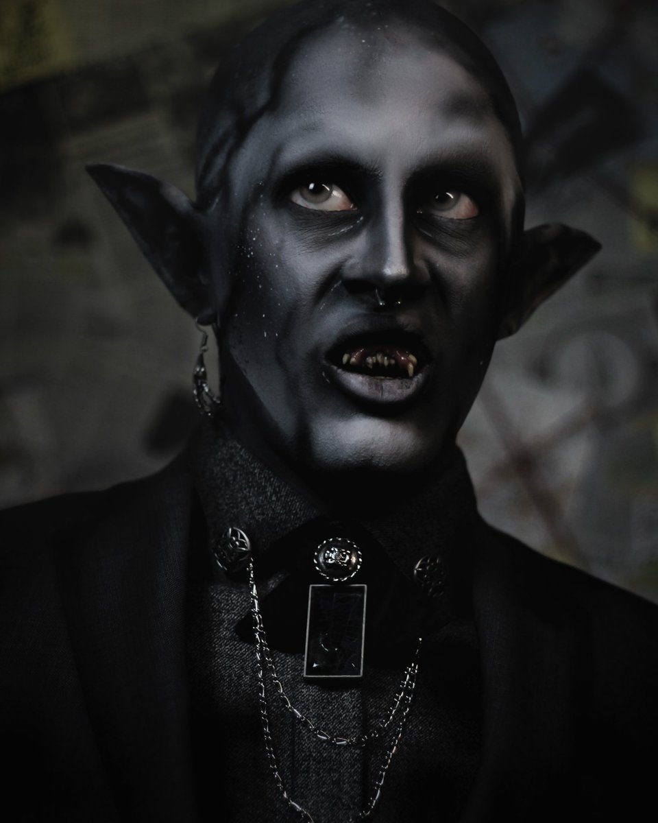 _claire_voyant's tweet photo. 𝕭𝖆𝖙 𝕭𝖔𝖞
🗞📰🗞
Photography & Editing By:
Johnny Bianco
Prosthetic Painting & Application By: Myself
Outfit Distressed By: Myself
📰🗞📰
#halloween #dragqueen #photography #sfxmakeup #gbianco #clairevoyant #cryptid #cryptidcollection #batboy https://t.co/RizuqXBQvD