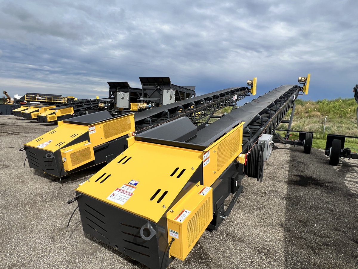 TheChadColby's tweet image. Next stop for our 36” x  70’ stacker is our @IEGProducts client from Indiana,  thx #ScreenTech! 

Need 60’/70’ or 125’ conveyor???  

Learn more iegproducts.com