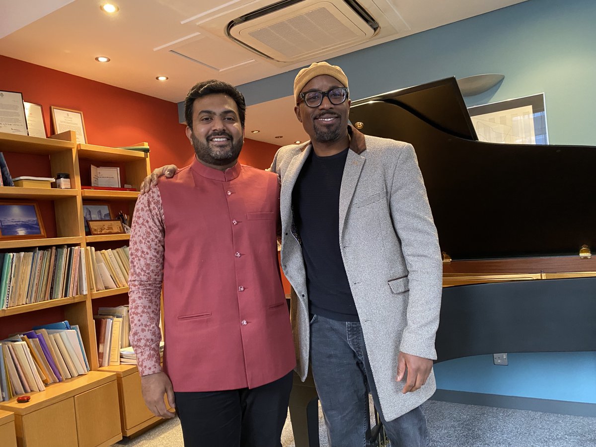 amitvanand's tweet photo. Thank you @ABRSM @jameswelburnUK for organising this meeting with the artistic director @AlexisFfrench who was visiting my alma mater today. Absolutely enjoyed the conversation with him and he shined new light onto my compositional pathway. 1/3 https://t.co/HRYlBwJks5