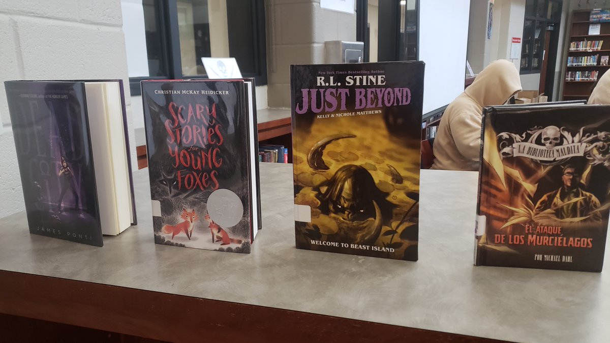 angfalkenberg's tweet photo. Spooky season is here! Visit @CHECDC Libraries and @Sorareadingapp for these titles and more. Pun courtesy of a tweet I can't re-find. #CHECReads #DCPSReads #DCPSNeedsLibrarians @DcpsLibrary https://t.co/cmRhAzUdig