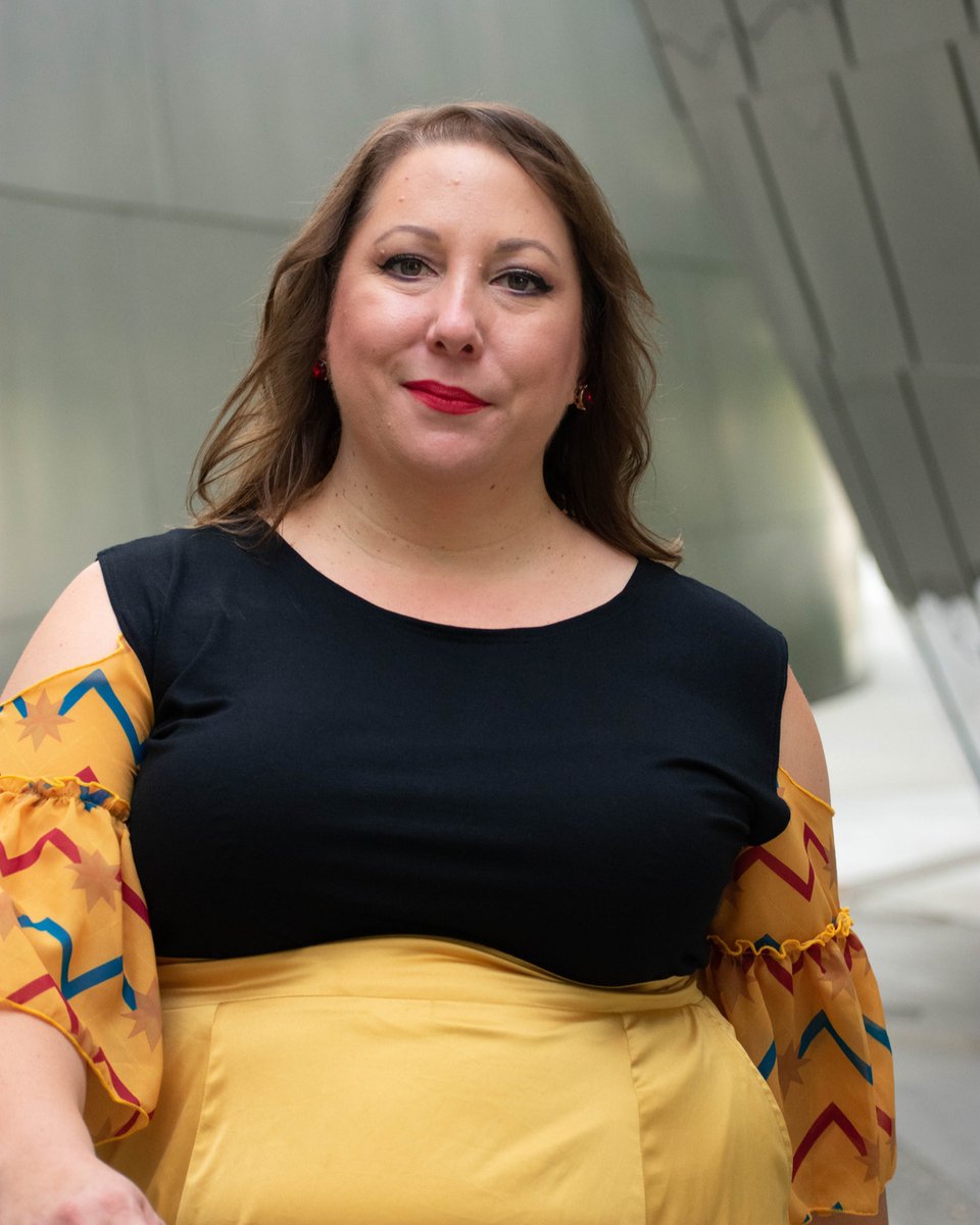 Heroicouture000's tweet photo. Work it! We love the Captain Carol #chevron look on our model. She paired the Ruffle Sleeve top with a golden skirt. Beautiful! @templeofgeek @templeofgeekchic #geeknation #geekchic #geekfashion #fashiongeek #geeklife #geeksquad #nerdfashion #geekydesigner #geekculture #geekcospl https://t.co/6d1TJ9RcH9