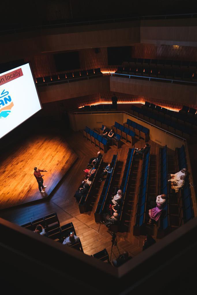 Chef Nasser’s @NasJab story and the development of <a href="/MigrantKitchen/">The Migrant Kitchen</a> remind us how food can transform an individual and a community.  As he said at <a href="/jacc_kw/">مركز الشيخ جابر الأحمد الثقافي</a> , we must all do our part to support global food security.  #exchangeourworld <a href="/CultureAtState/">Cultural Programs Division</a> <a href="/ECAatState/">Educational & Cultural Affairs—U.S. Dept. of State</a>