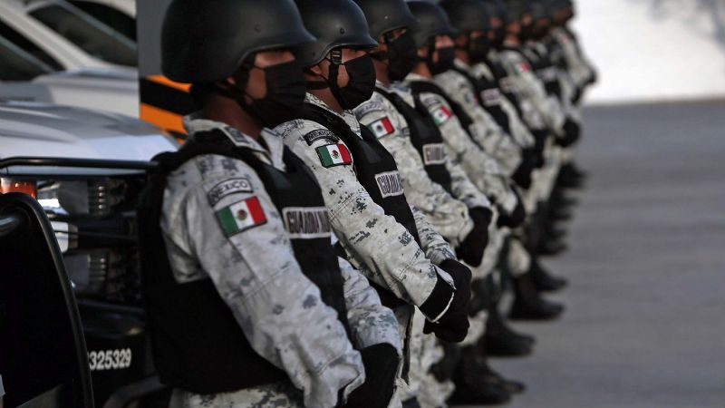 Una juez federal en el estado de Guanajuato concedió la suspensión definitiva contra la incorporación de la Guardia Nacional a la Sedena.