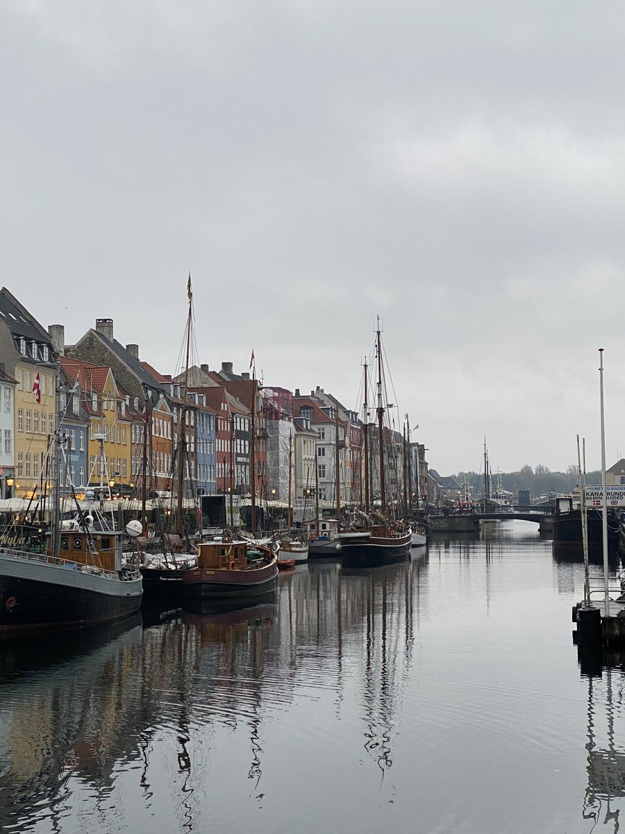 Snekkja_eu's tweet photo. Autumn work Monday in Copenhagen #alwaysnice #monthly #businesstrip #copenhagen #RiskPoint #greatlocation #ILoveMyJob https://t.co/JHK1DiK11i